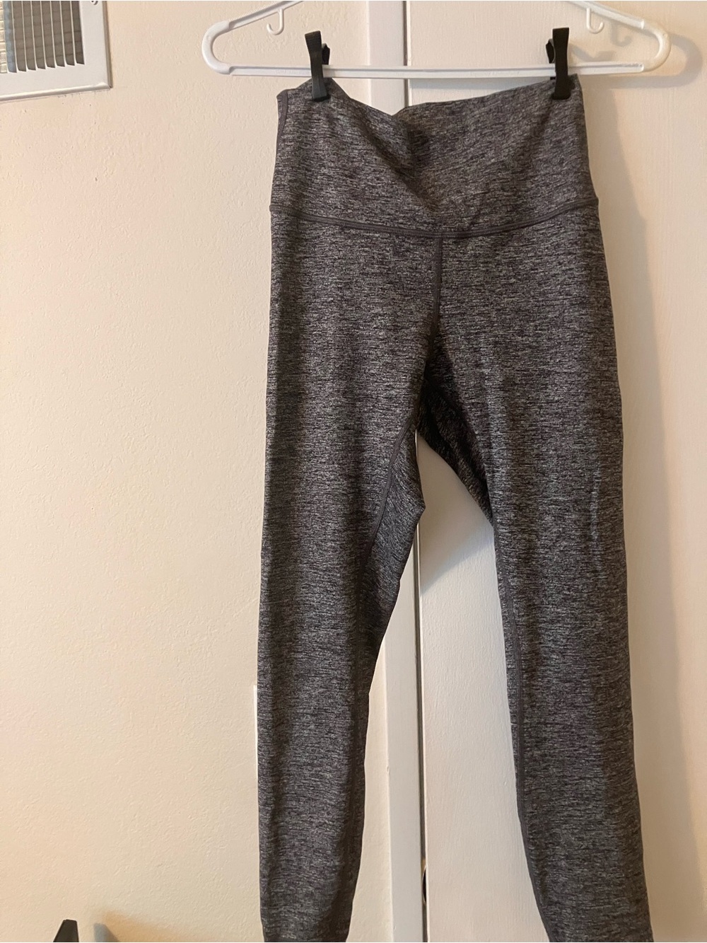 lululemon athletica Women’s Align 7/8  Heather Gray Leggings - Picture 1 of 5